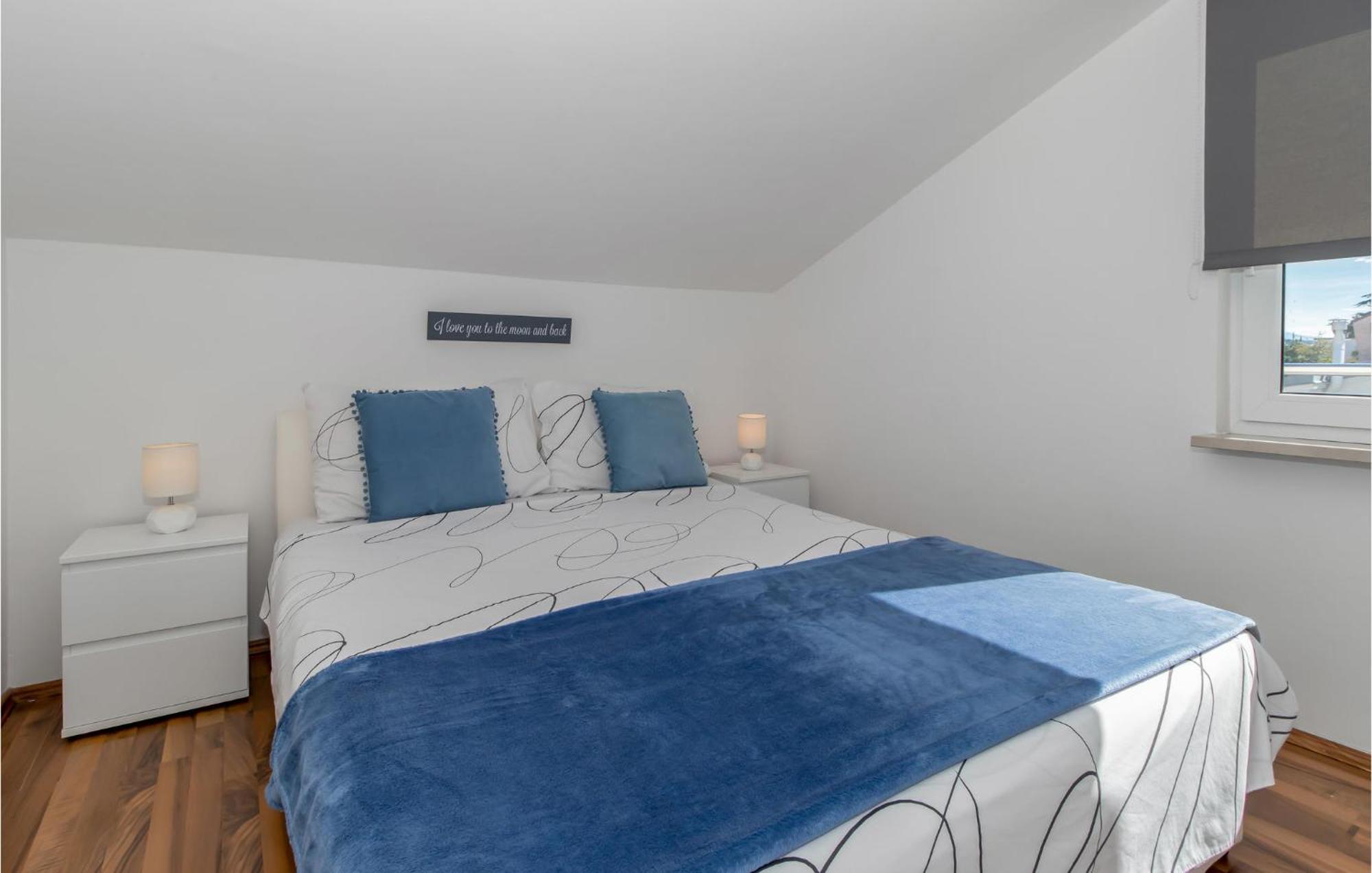 Stunning Apartment In Dramalj With House Sea View Zewnętrze zdjęcie