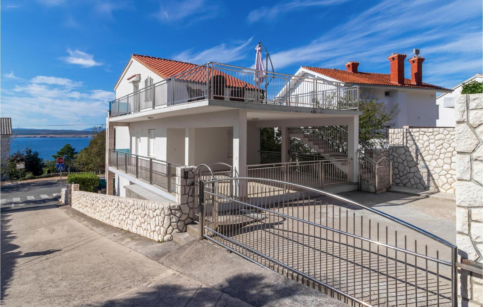 Stunning Apartment In Dramalj With House Sea View Zewnętrze zdjęcie